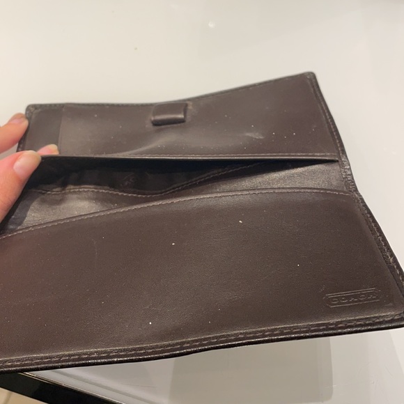 Coach Chequebook - Picture 4 of 4